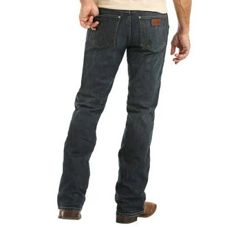 Wrangler Mens Retro Relaxed Boot Cut Jean